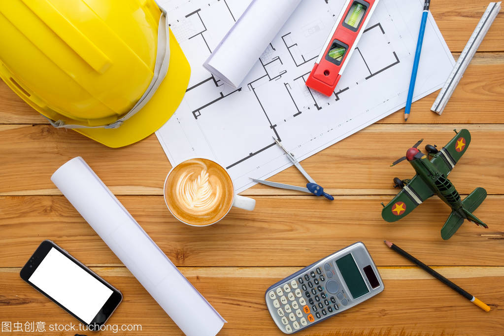 建筑施工現(xiàn)場的建筑師案頭工程 從藍圖到落地的設計與協(xié)調(diào)